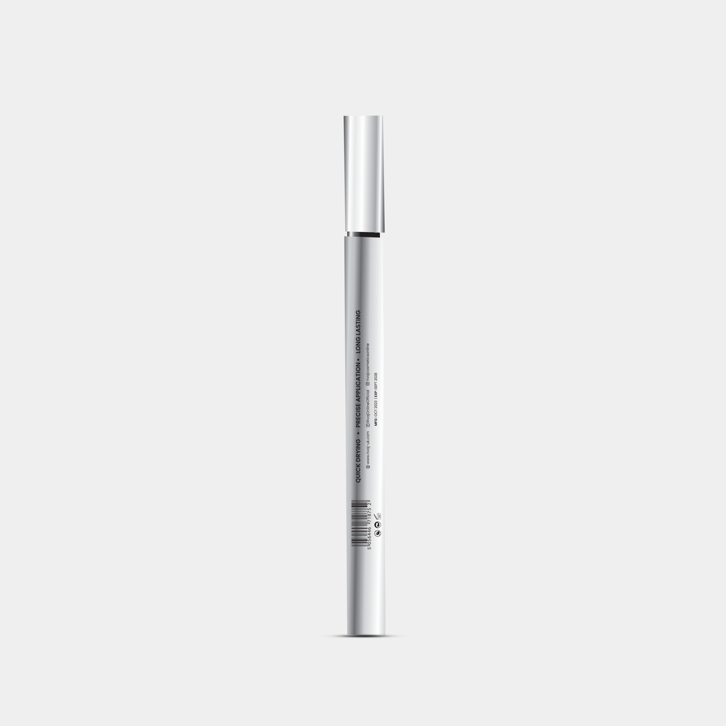 Self Defined Eyeliner